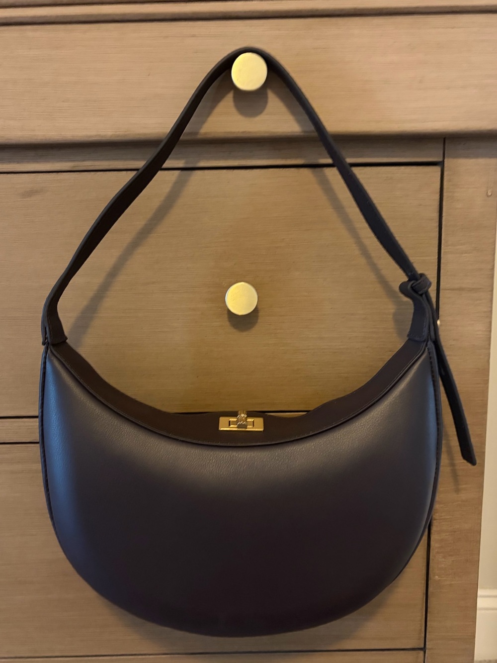 NWOT J.McLaughlin Cocoa Brown Leather Crescent Half Moon Shoulder Bag Baguette